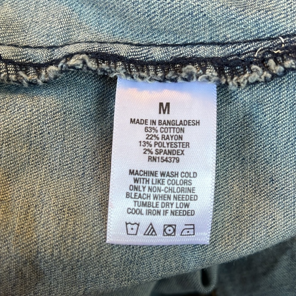 Aeropostale Light weight stretch medium wash Denim Jean Jacket Size Medium - Picture 9 of 15